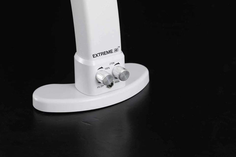 Đèn bàn LED Extreme+ Moon - Trắng