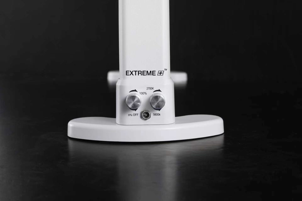 Đèn bàn LED Extreme+ Moon - Trắng
