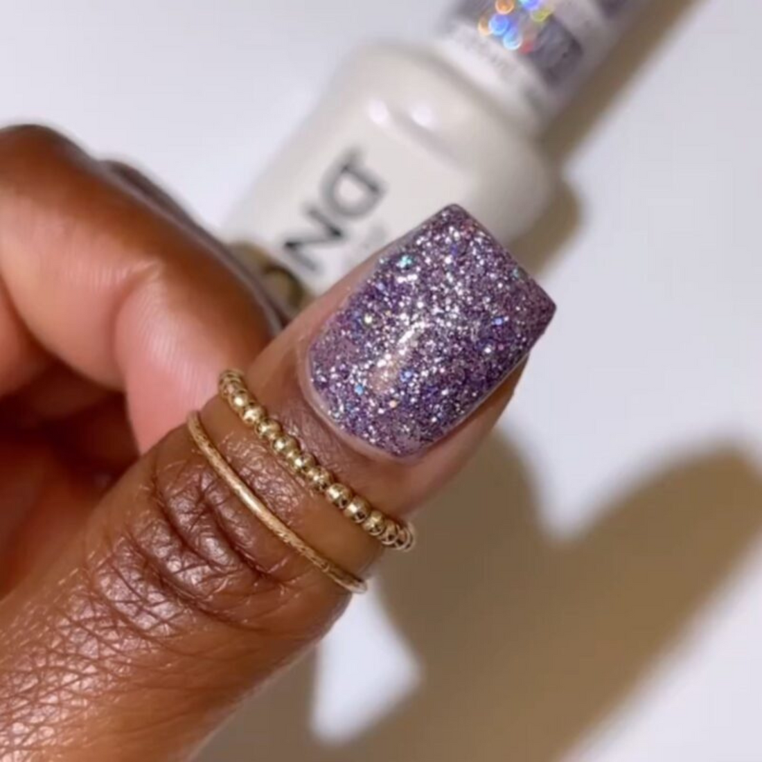 DND 912 Lavender Aura