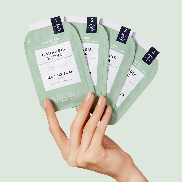 VOESH Deluxe Pedicure 4 bước - Thư giãn bằng cây gai dầu