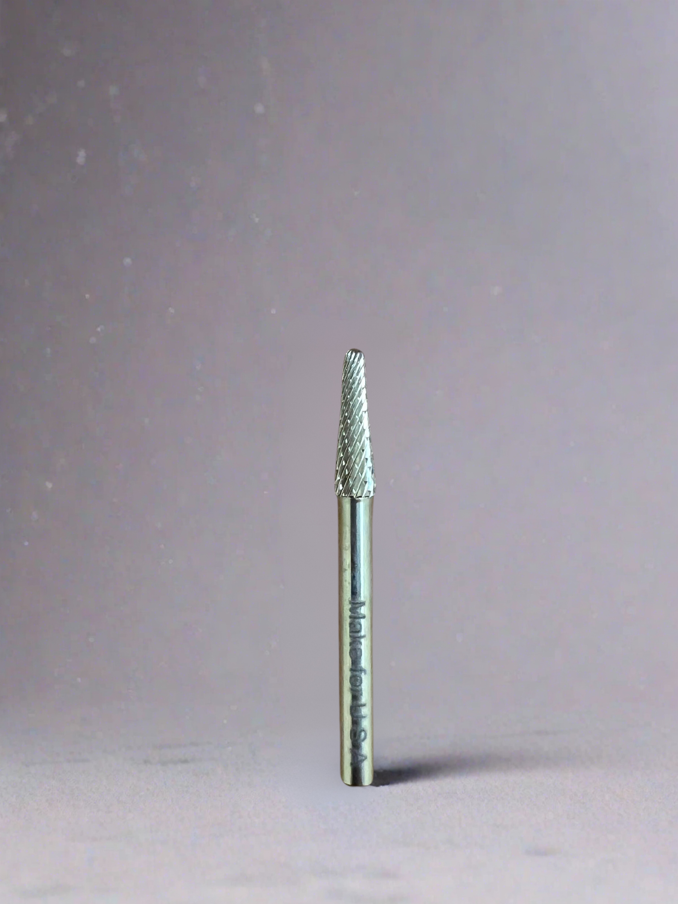 Cưa lọai thì là cỡ 1/8 làm sạch lớp biểu bì hình bầu dục màu bạc