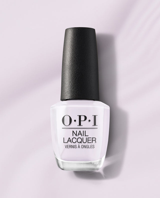 OPI M94 Hue là nghệ sĩ?
