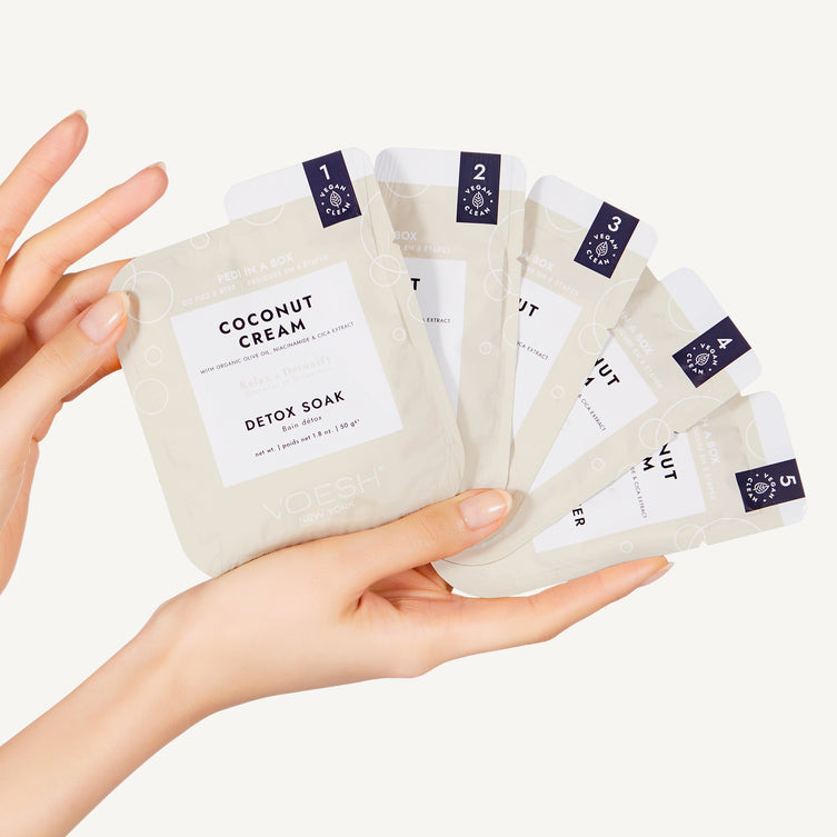 VOESH Pedi in a Box O2 Fizz 5 Step - Coconut Cream - Kit