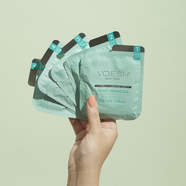 VOESH Pedi in a Box O2 Fizz 5 Bước - Mint Mimosa