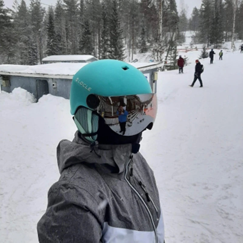 LOCLE Upgrade Skiing Helmet Men Women Children Ultralight Snowboard Skateboard Motorcycle Snowmobile Ski Helmet Visor Goggles