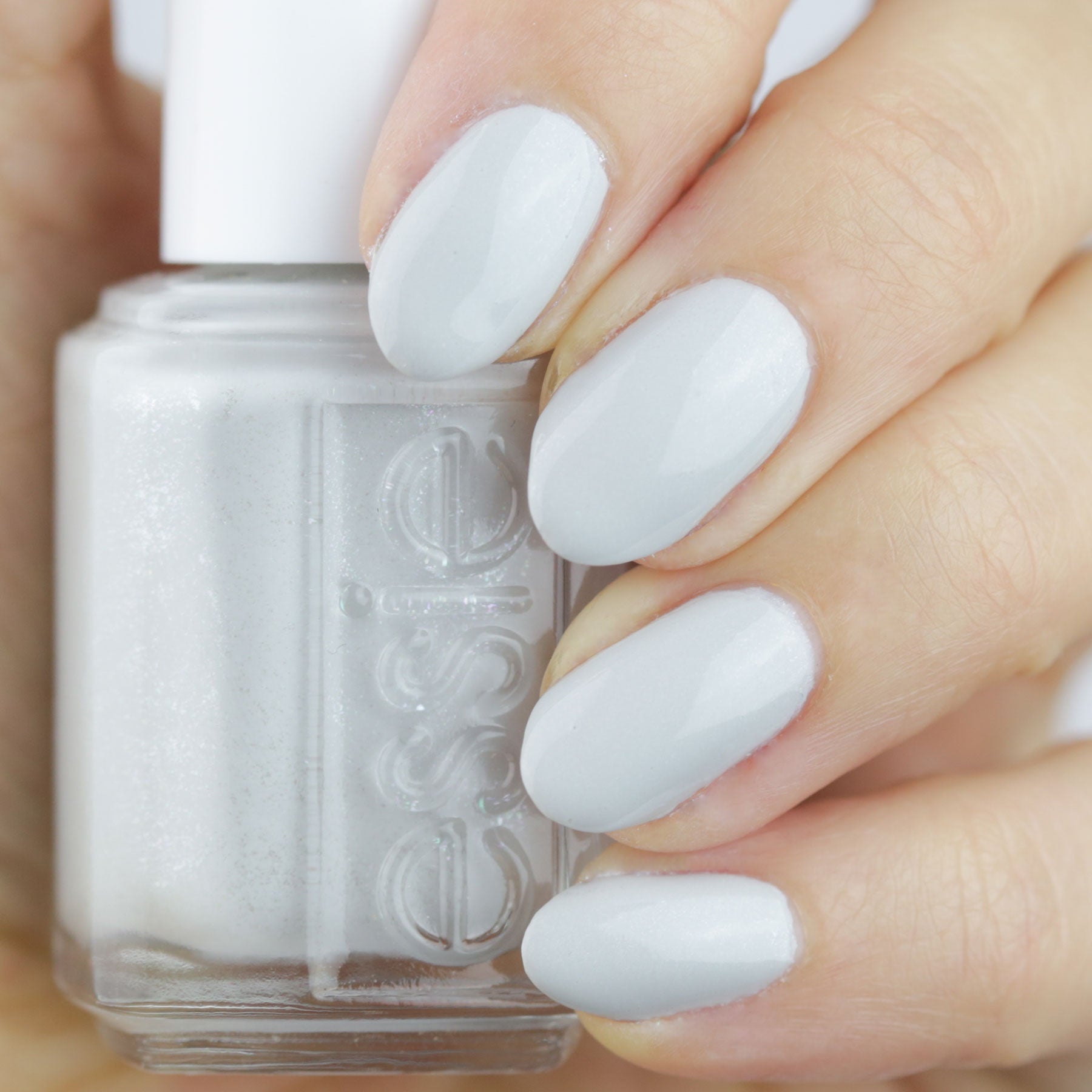 Sơn móng tay Essie Go With the Flowy 1004