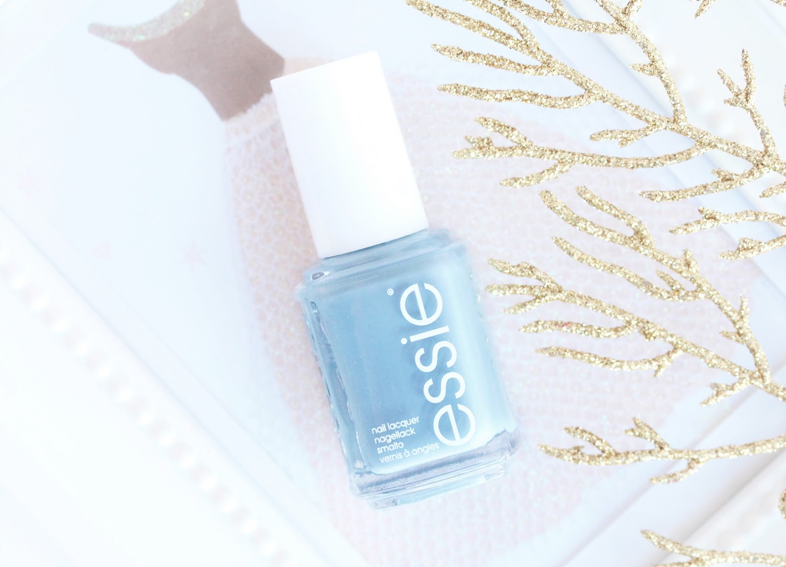 Sơn móng tay Essie Parka Perfect 855